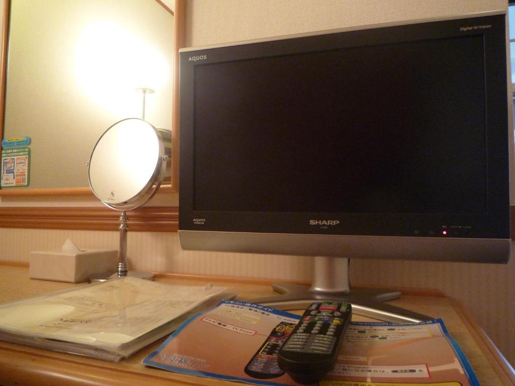 Toyoko Inn Hiroshima Heiwa-Odori Room photo
