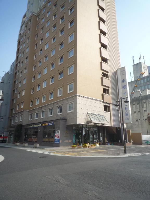 Toyoko Inn Hiroshima Heiwa-Odori Exterior photo